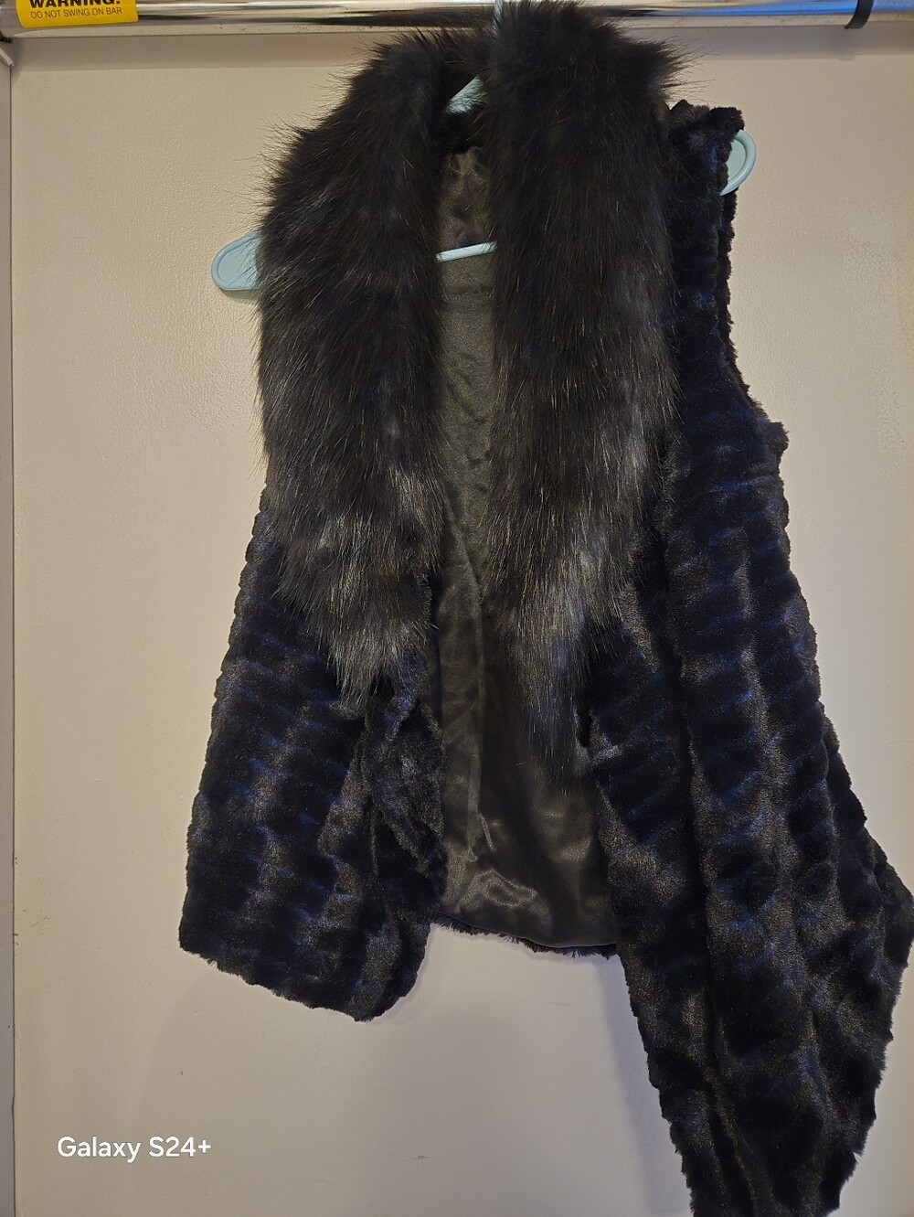 5/48 Faux Fur Womens Vest.